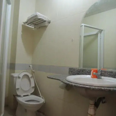 Dong Khanh Hotel 2* Стандартный номер с различными типами кроватей фото 5