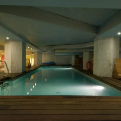 Отель Courtyard by Marriott Madrid Princesa бассейн фото 3
