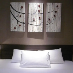 Отель The Green Bells New Petchburi 3* Номер Делюкс с различными типами кроватей фото 2