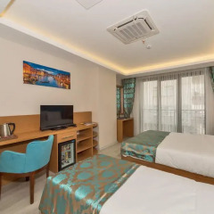 Grand Palace Hotel 3* Номер Делюкс с различными типами кроватей фото 17