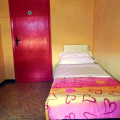 Hostel Prima Base Стандартный номер с различными типами кроватей (общая ванная комната) фото 6