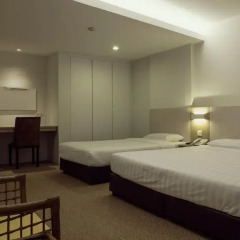 VIP Hotel 2* Улучшенный номер с различными типами кроватей фото 7