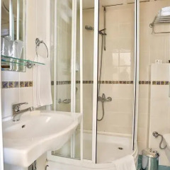 Barin Hotel 3* Стандартный номер с двуспальной кроватью фото 6