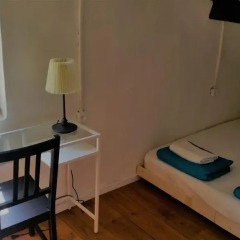 Отель German Colony Guest House Стандартный номер