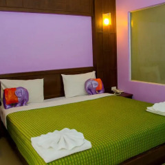 Hawaii Patong Hotel 3* Улучшенный номер с двуспальной кроватью фото 13