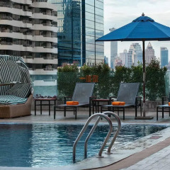 Rembrandt Hotel Suites and Towers бассейн фото 3