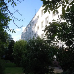 Отель Apartament przyjazny Iwicka Варшава