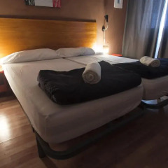 Отель Break N Bed Испания, Барселона - отзывы, цены и фото номеров - забронировать отель Break N Bed онлайн комната для гостей
