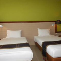Long Beach Cha-Am Hotel 3* Улучшенный номер с различными типами кроватей