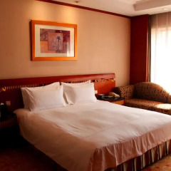 Отель Swissotel Beijing Hong Kong Macau Center комната для гостей фото 9