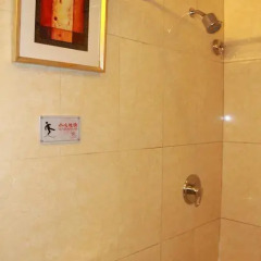 Majestic Hotel 3* Стандартный номер с различными типами кроватей фото 6