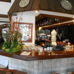 Отель Marbella Испания, Курорт Росес - отзывы, цены и фото номеров - забронировать отель Marbella онлайн гостиничный бар