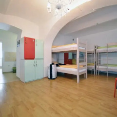 Hostel Temza Кровать в общем номере с двухъярусной кроватью фото 18