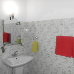 Отель The Inside Apartment Шри-Ланка, Бентота - отзывы, цены и фото номеров - забронировать отель The Inside Apartment онлайн ванная
