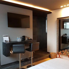 Отель Goodnight Antwerp 4* Номер Делюкс фото 12