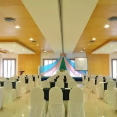 Отель Lomtalay Chalet Resort