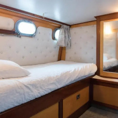 Отель Authentic Houseboats Amsterdam Нидерланды, Амстердам - отзывы, цены и фото номеров - забронировать отель Authentic Houseboats Amsterdam онлайн комната для гостей