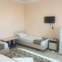 Гостиница Guest House Briz в Анапе отзывы, цены и фото номеров - забронировать гостиницу Guest House Briz онлайн Анапа комната для гостей фото 2