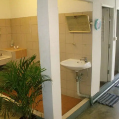 Отель Taewez Guesthouse Бангкок ванная фото 2