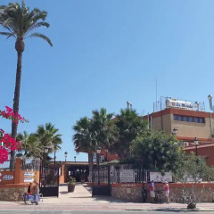 Отель La Zenia Holiday Home Ориуэла парковка