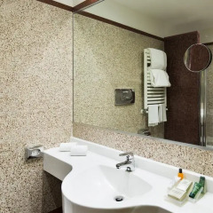 Отель Hilton Garden Inn Rome Claridge 4* Стандартный номер с 2 отдельными кроватями фото 6
