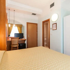 Hotel Astor 3* Номер Комфорт с двуспальной кроватью