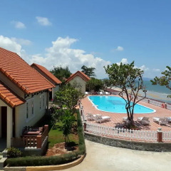 Отель HaiDuong Intourco Resort 3* Вилла Делюкс с различными типами кроватей фото 4