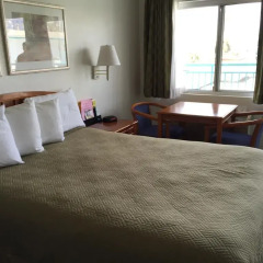 Отель Travelodge Hollywood-Vermont/Sunset Лос-Анджелес комната для гостей