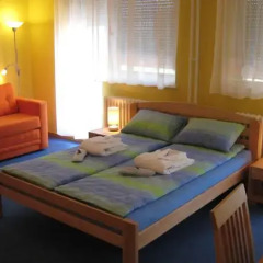 Spirit Hostel and Apartments комната для гостей фото 5