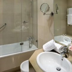 NH Collection Granada Victoria Hotel 4* Номер категории Премиум с различными типами кроватей