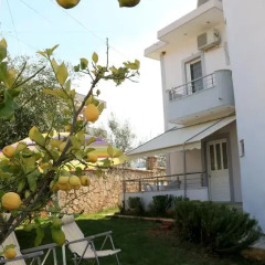 Отель My Ksamil Guesthouse Апартаменты с различными типами кроватей фото 22