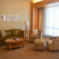 Four Seasons Hotel Mumbai 5* Представительский люкс с различными типами кроватей фото 8