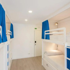 Be Lisbon Hostel Стандартный семейный номер фото 2