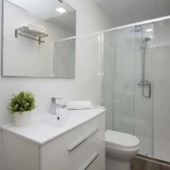 Отель Quart Apartment Испания, Валенсия - отзывы, цены и фото номеров - забронировать отель Quart Apartment онлайн ванная фото 2