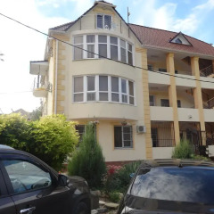 Гостиница Guesthouse Solnechnyiy парковка