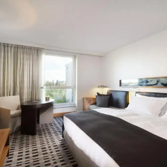 Отель InterContinental Berlin 5* Улучшенный номер с двуспальной кроватью