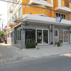 Hoppers Place Donmuang Hostel Кровать в общем номере