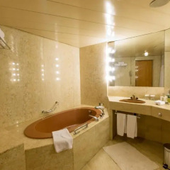 Отель Transcorp Hilton Abuja ванная фото 2