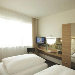 Ramada Hotel Berlin-Alexanderplatz 4* Номер Комфорт с различными типами кроватей фото 6
