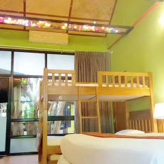 Отель Birds & Bees Resort 3* Стандартный семейный номер с двуспальной кроватью фото 7