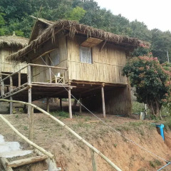 Отель Dee's House Homestay