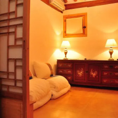 Отель Hueahn Hanok Guesthouse Южная Корея, Сеул - отзывы, цены и фото номеров - забронировать отель Hueahn Hanok Guesthouse онлайн комната для гостей фото 2