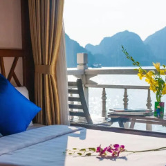 Отель Gray Line Halong Cruise 4* Номер Делюкс с различными типами кроватей фото 6