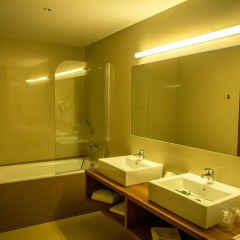 Hotel Saffron 4* Люкс с различными типами кроватей фото 2