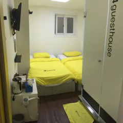 Отель 24 Guesthouse Seoul City Hall 2* Улучшенный номер с 2 отдельными кроватями фото 4