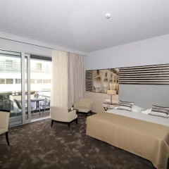 Lero Hotel 4* Улучшенный номер с различными типами кроватей фото 3