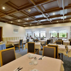 Отель Aktiv- und Saunahotel Garni Tenne 3* Стандартный номер с различными типами кроватей фото 2