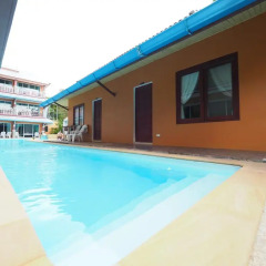Отель Lanta Fevrier Resort бассейн фото 3