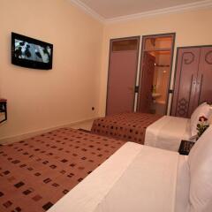Отель Hôtel Ichbilia 2* Стандартный номер с различными типами кроватей фото 11