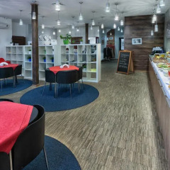 Отель Aparts Bed & Breakfast питание фото 2